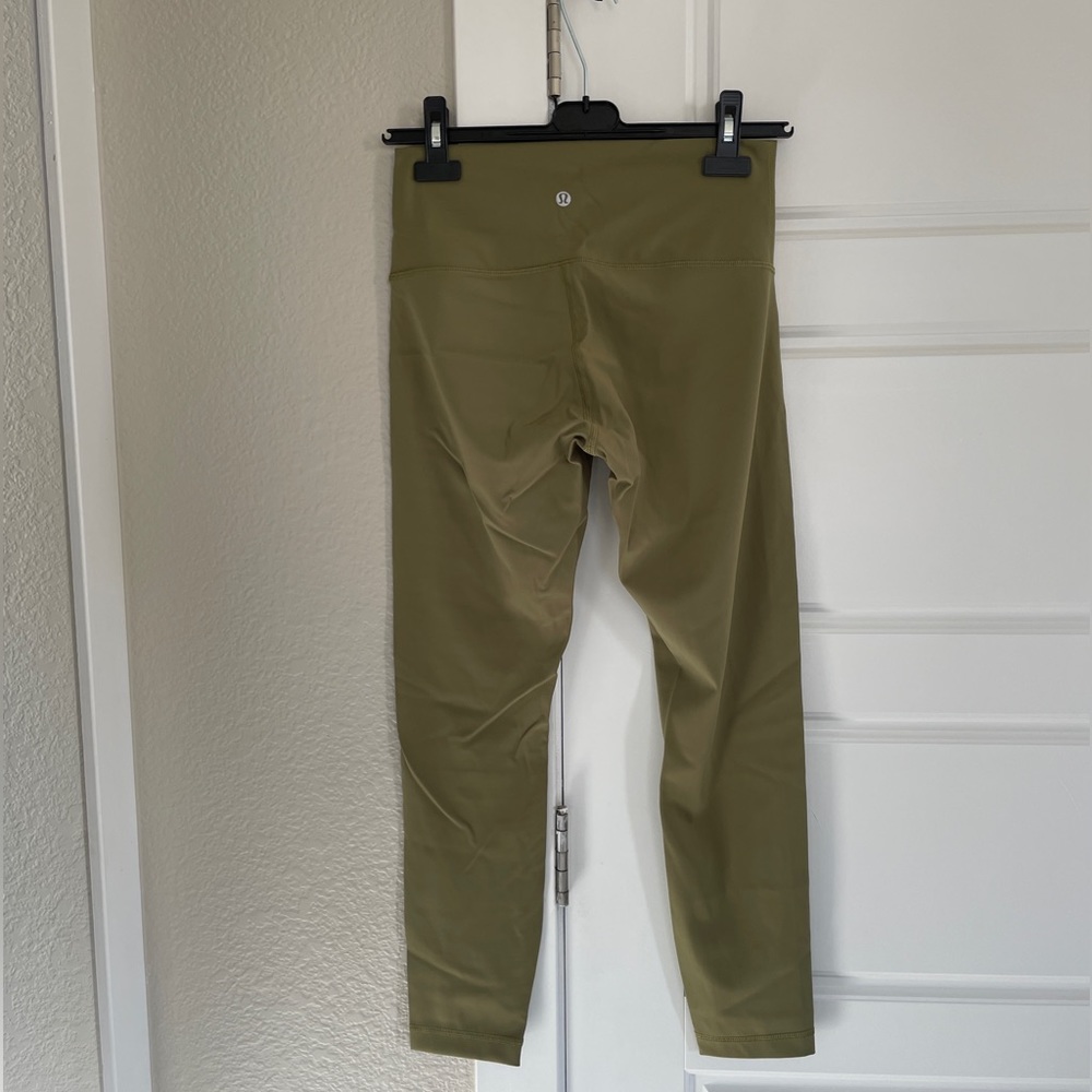 Lululemon Wunder Under Leggings NWOT